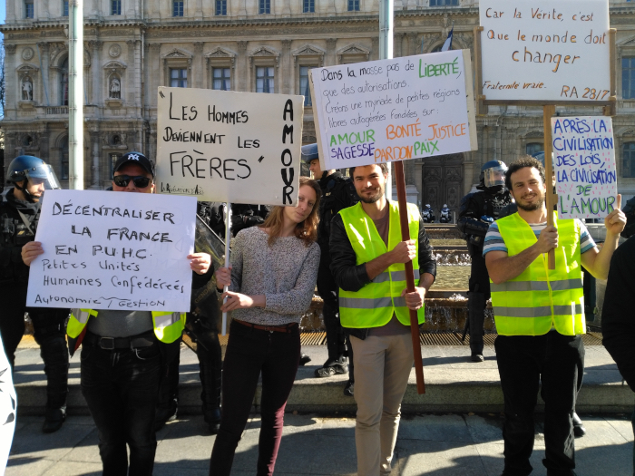 participation de pèlerins d'Arès de Marseille aux Gilets Jaunes - 2019
